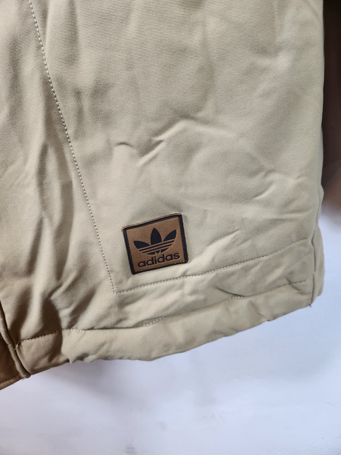 아디다스 베이지 스트라이프  다운패딩 파카 95 M 새제품급 상품이미지5