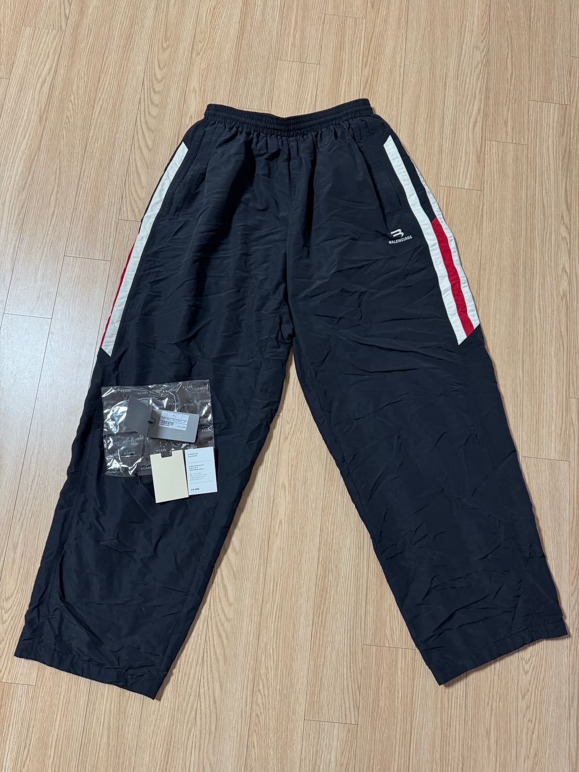 발렌시아가 스포티B 트랙팬츠 46 상품이미지3