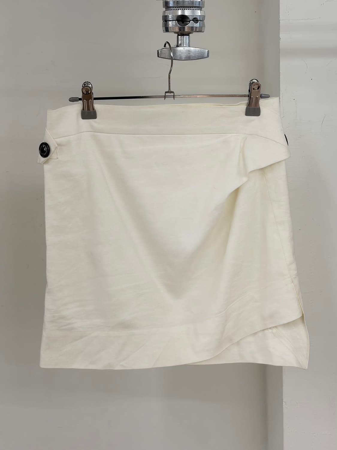 비비안 웨스트우드 앵글로매니아 화이트 미니 랩 스커트  상품이미지6