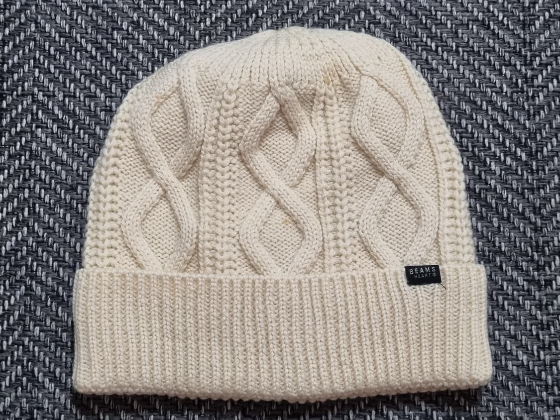 BEAMS HEART — 아이보리 케이블 니트 비니 상품이미지1