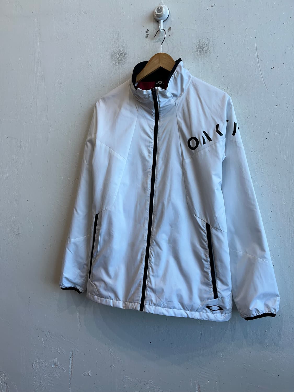 오클리 17fw 윈드 자켓 XL 상품이미지1