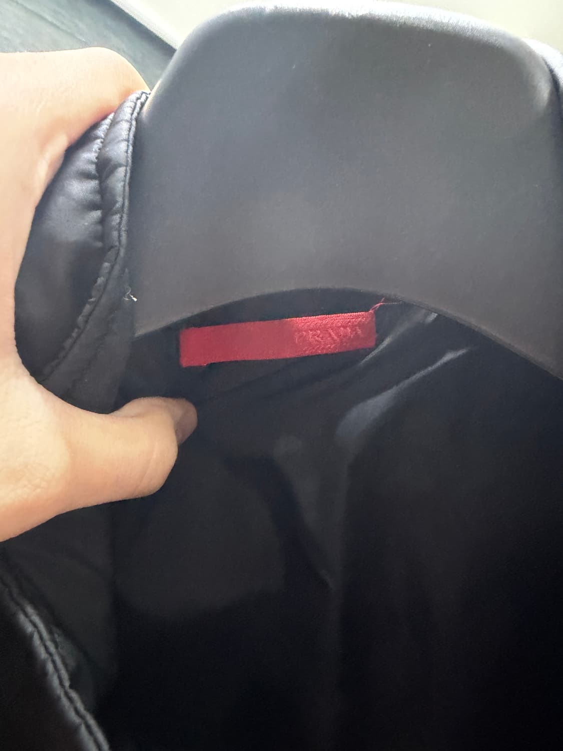 00s 프라다 스포츠 나일론 패딩 자켓 / 2009 / 레드 암 탭 상품이미지4