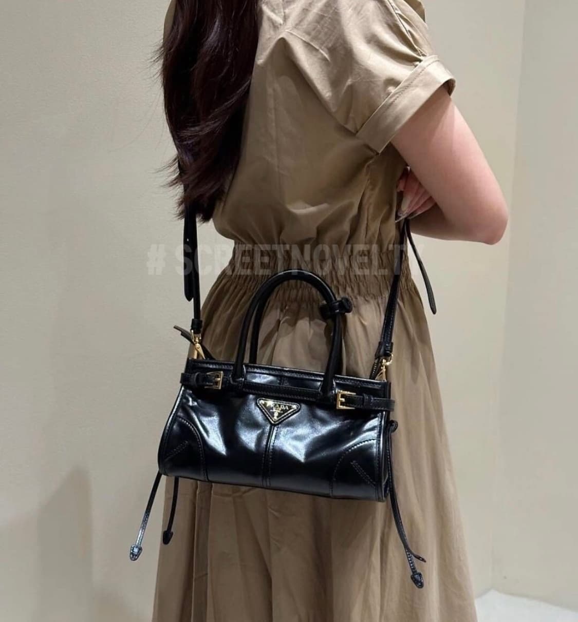 프라다 보니 가죽 핸드백 블랙 스몰 상품이미지1