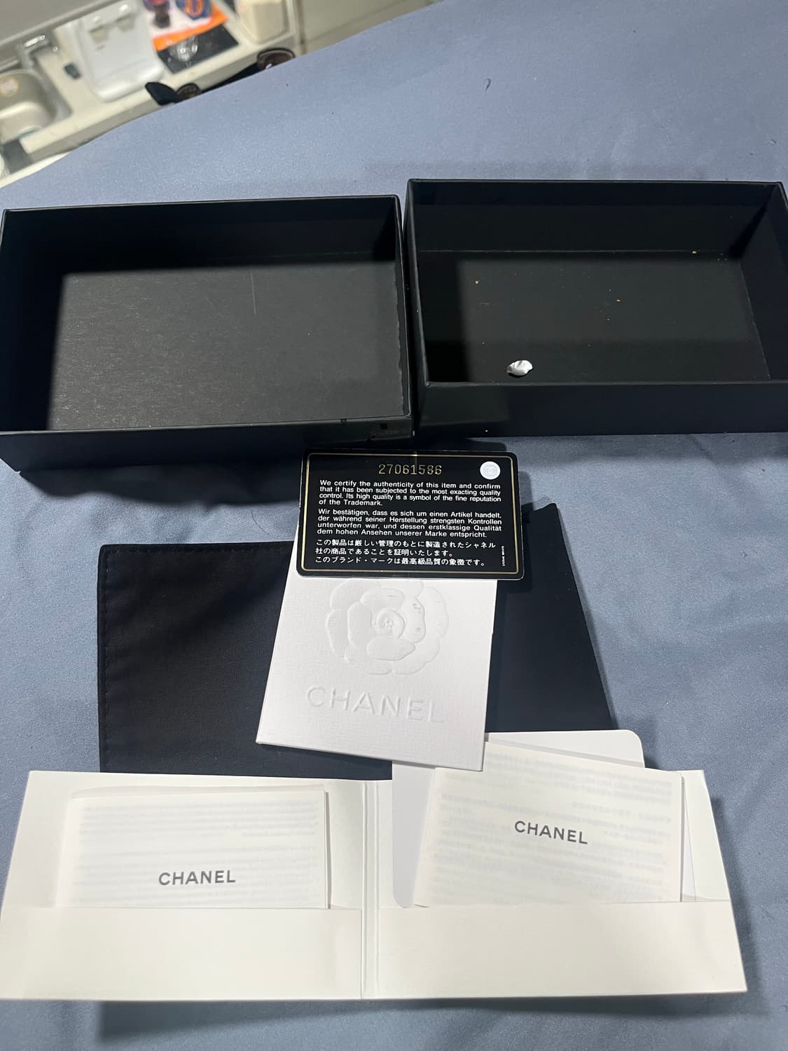 샤넬 블랙 레더 미니 CC 로고 카드홀더 지갑aa51123 상품이미지7