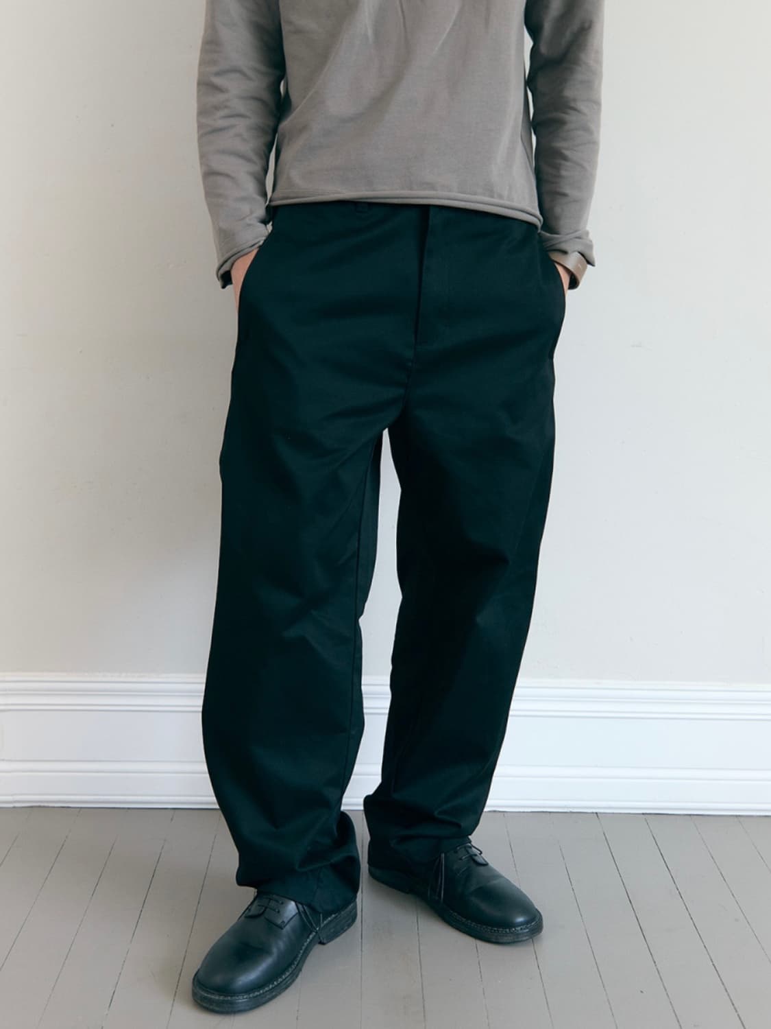 러드 25fw 지퍼 트라우저 상품이미지2