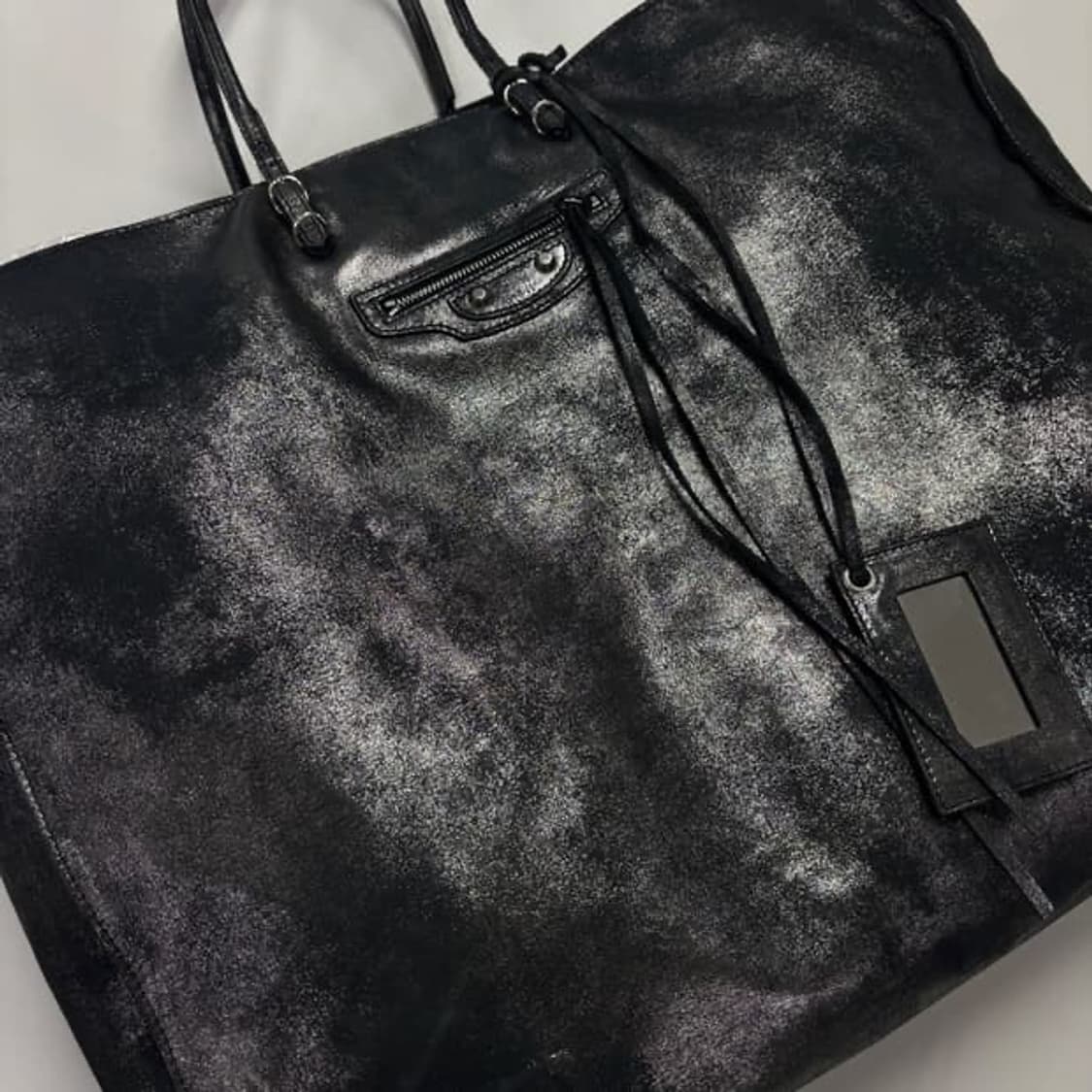 구해요) 발렌시아가 토트백 지퍼없는 버전 상품이미지3
