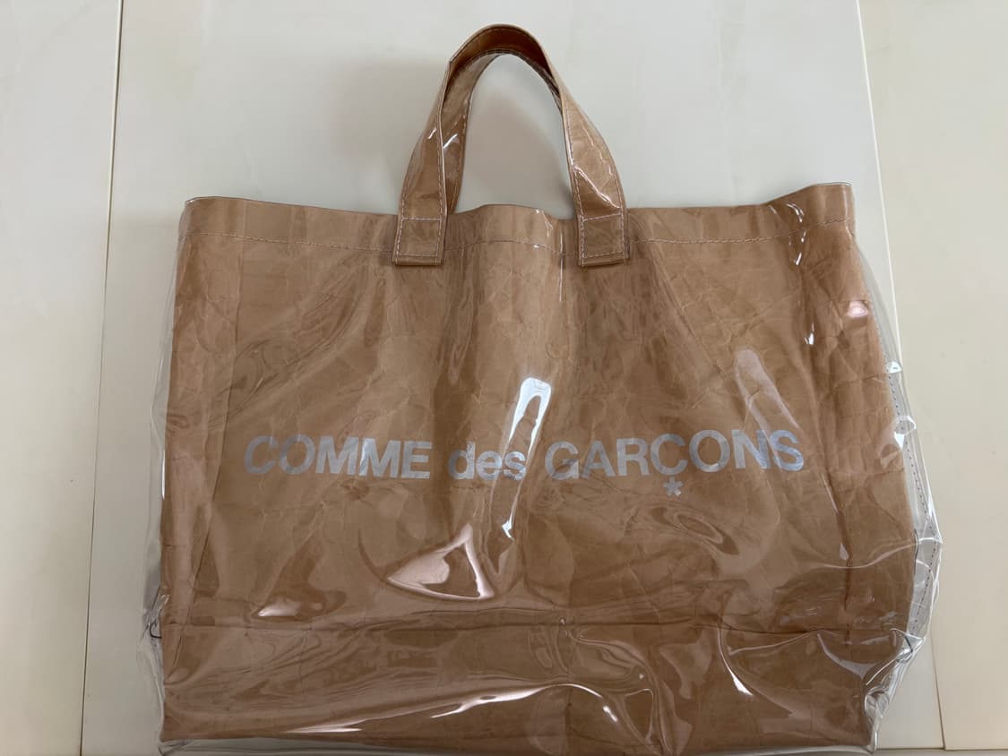 꼼데가르송 PVC 페이퍼백 상품이미지1