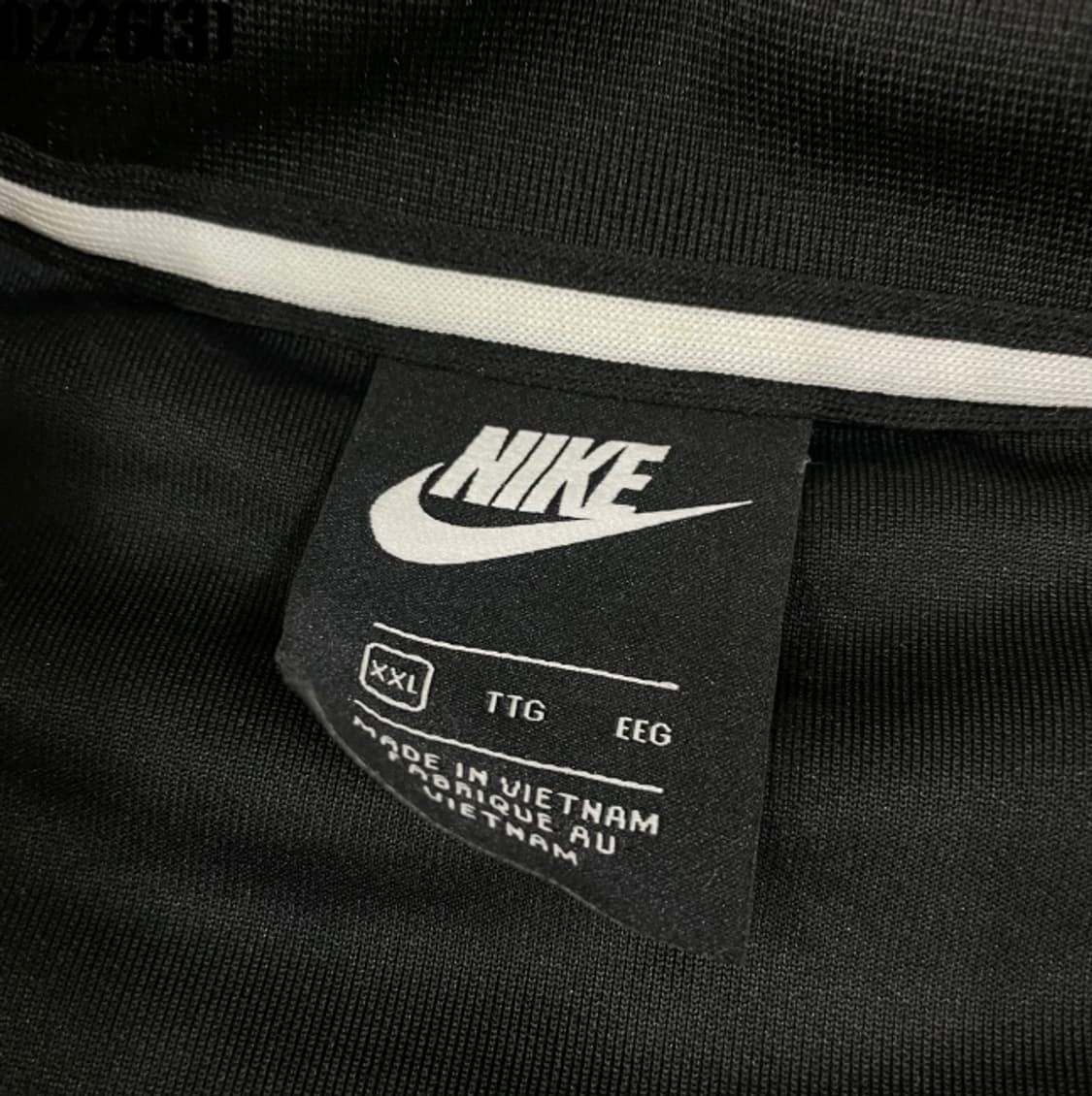 나이키 반집업 상의 상품이미지3