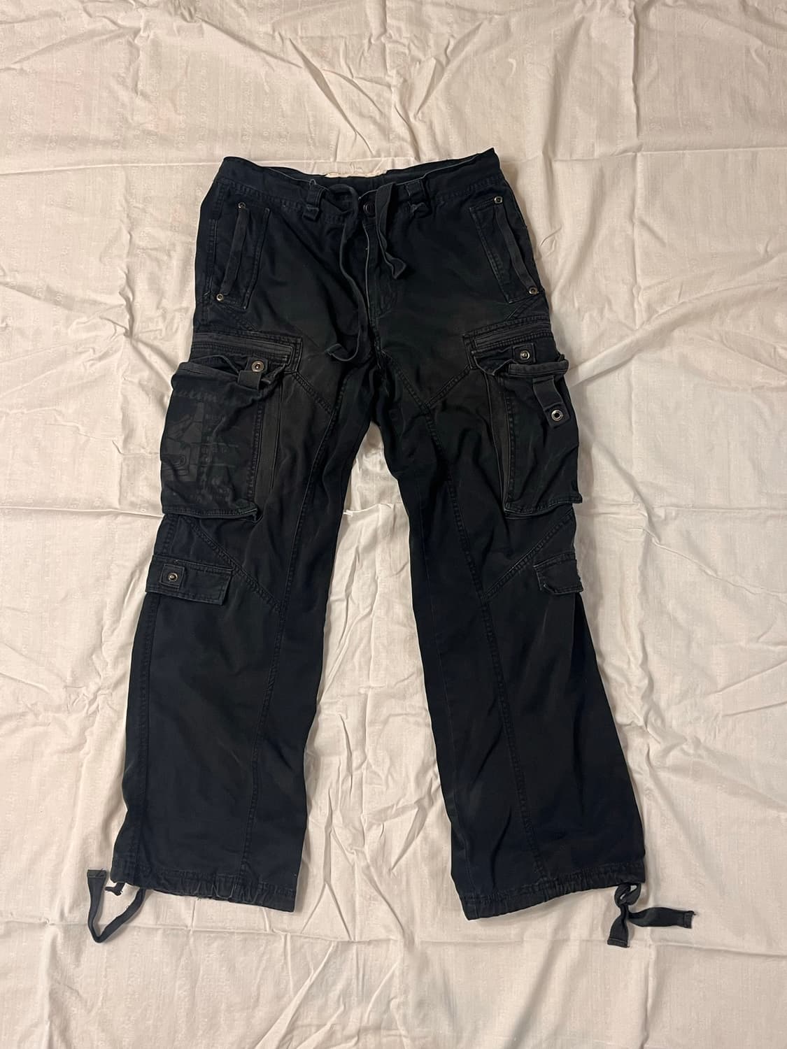 Black cargo detali pants 상품이미지1