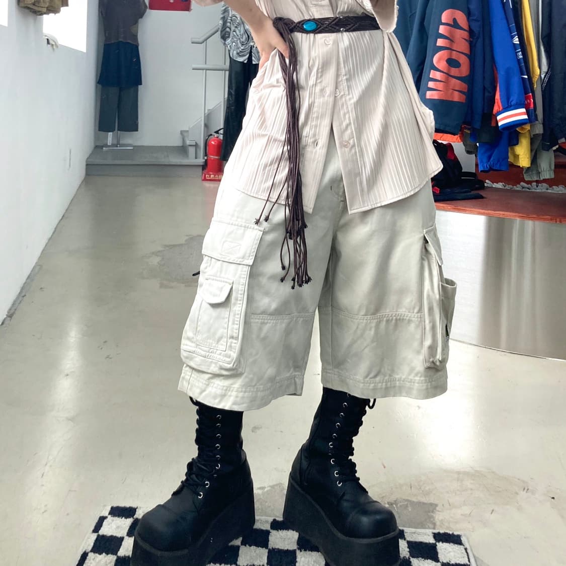 아디다스 이큅먼트 멀티 포켓 라이트 베이지 카고 팬츠 상품이미지1