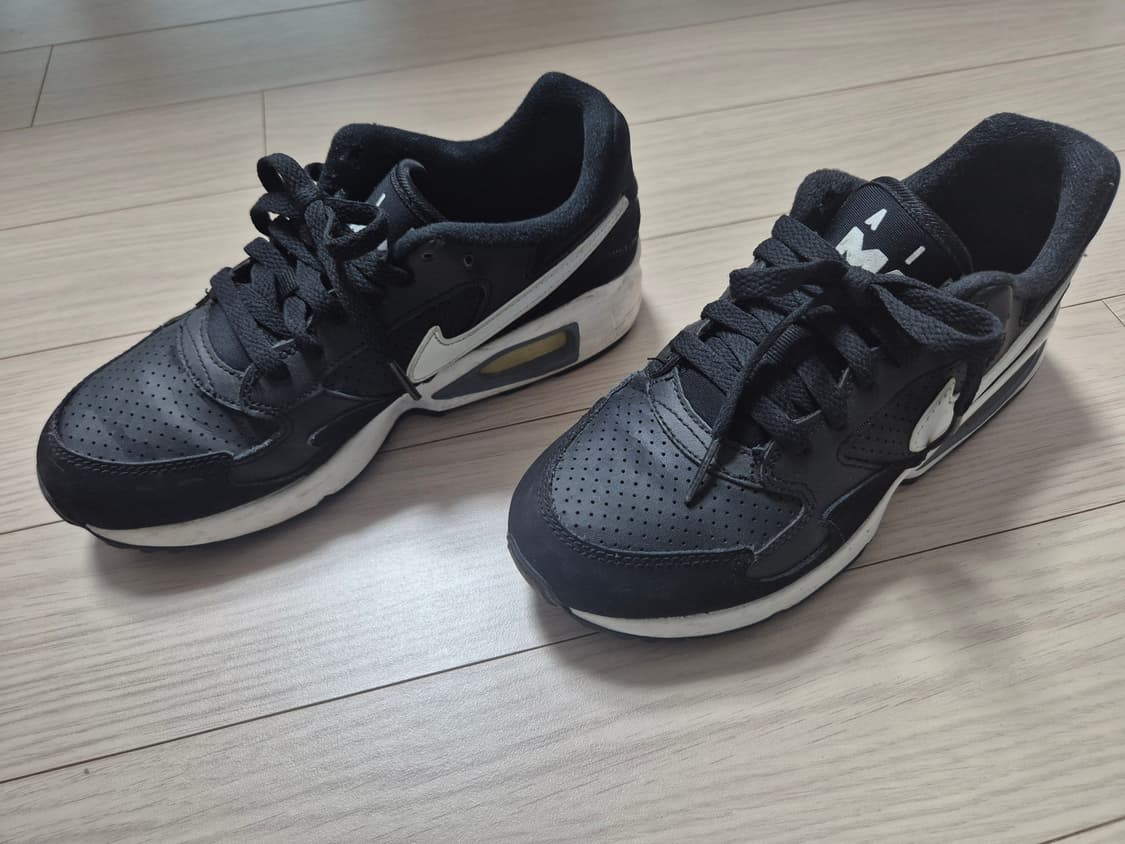 나이키 에어맥스 ST 235 상품이미지2