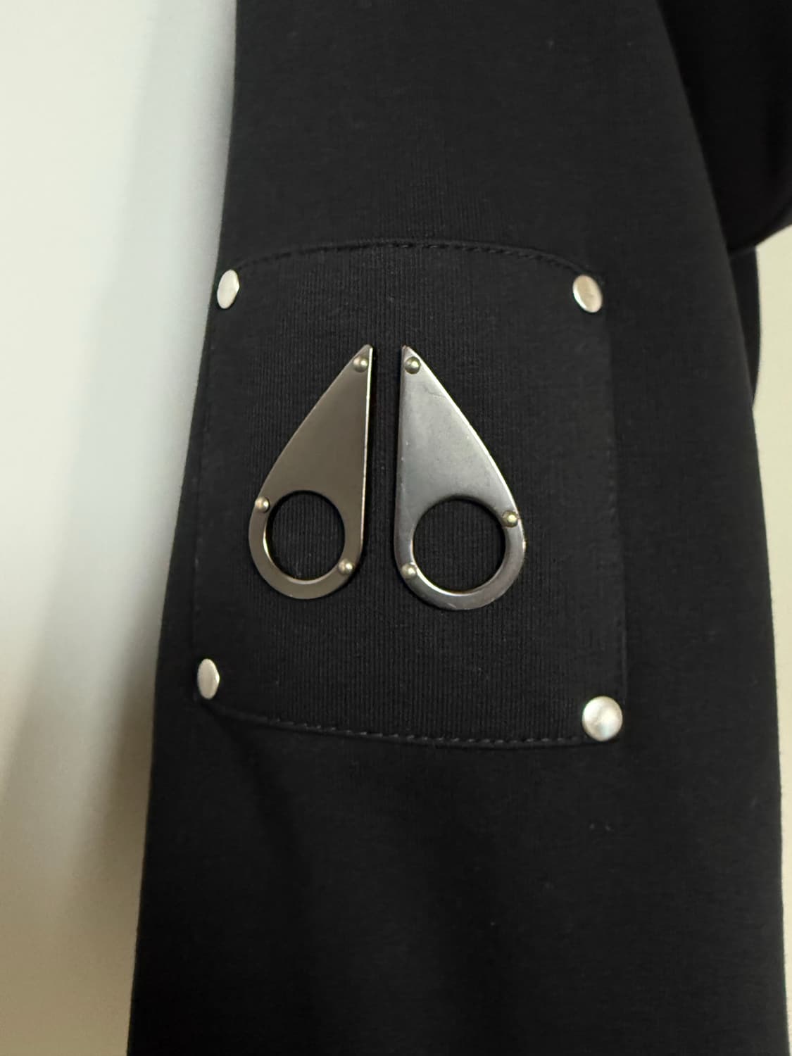 무스너클 버니스웨터 상품이미지3