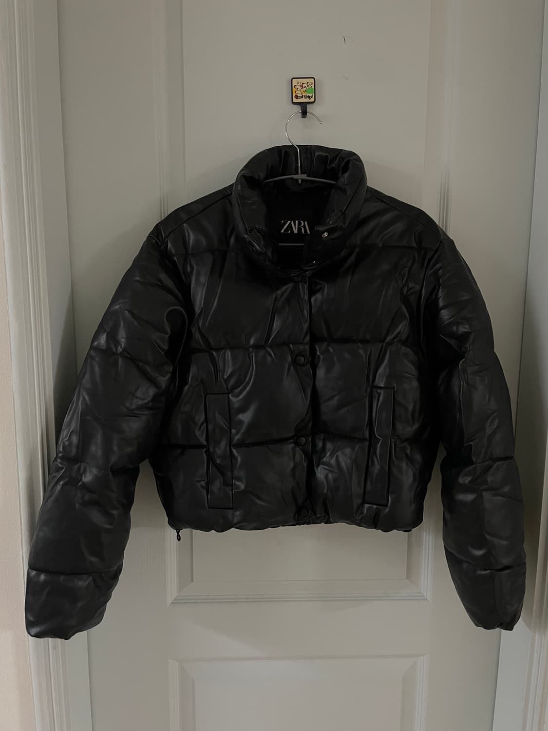 자라 ZARA 에코 레더 패딩 블랙 XS 상품이미지1