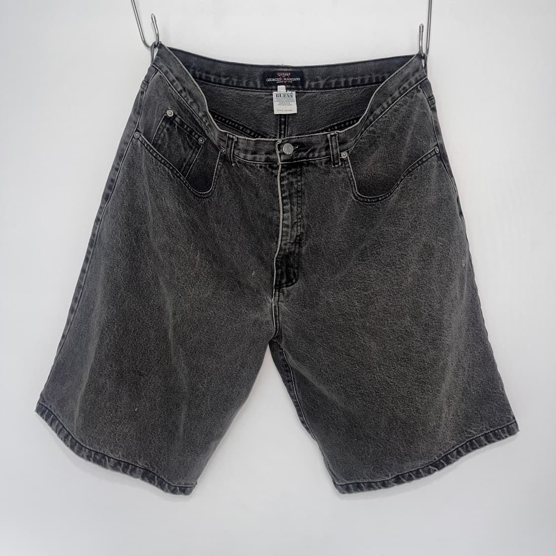 Guess jeans shorts 36 상품이미지1