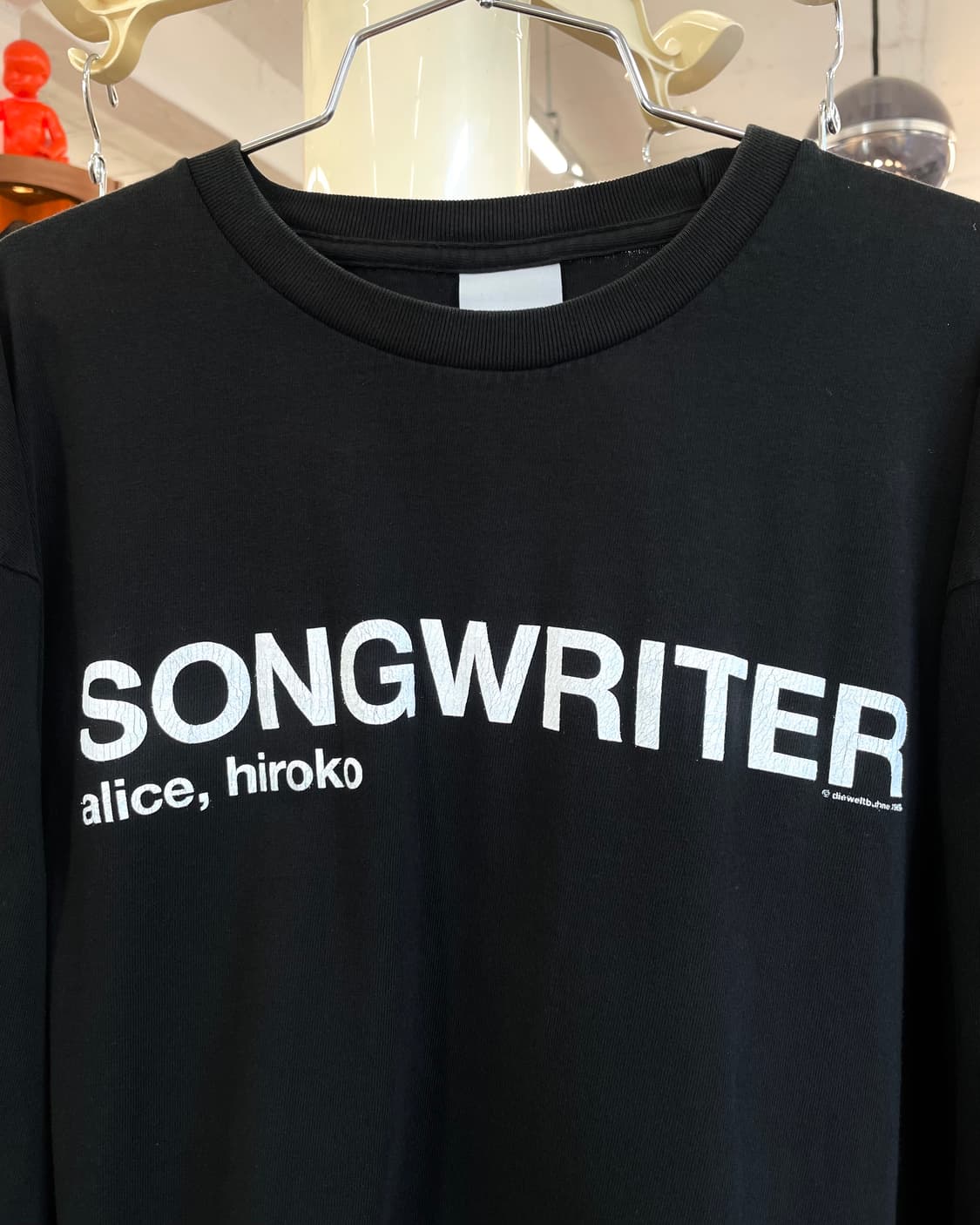 die weltbuhne 디벨트뷔너 songwriter 롱슬리브 티셔츠 상품이미지4