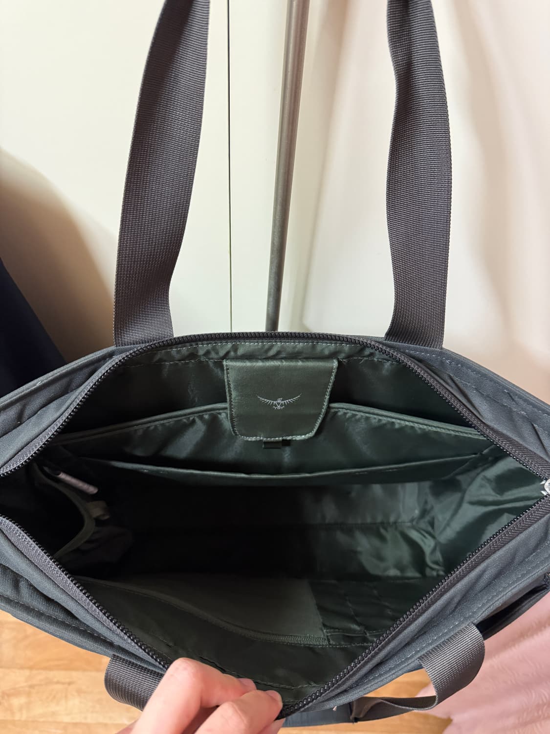 오스프리 아케인 토트백 상품이미지3