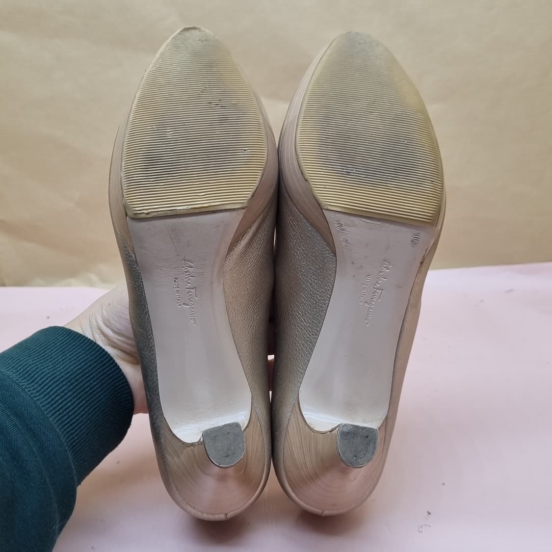 페라가모 골드 여성 가보시힐 250-255 굽9 상품이미지3