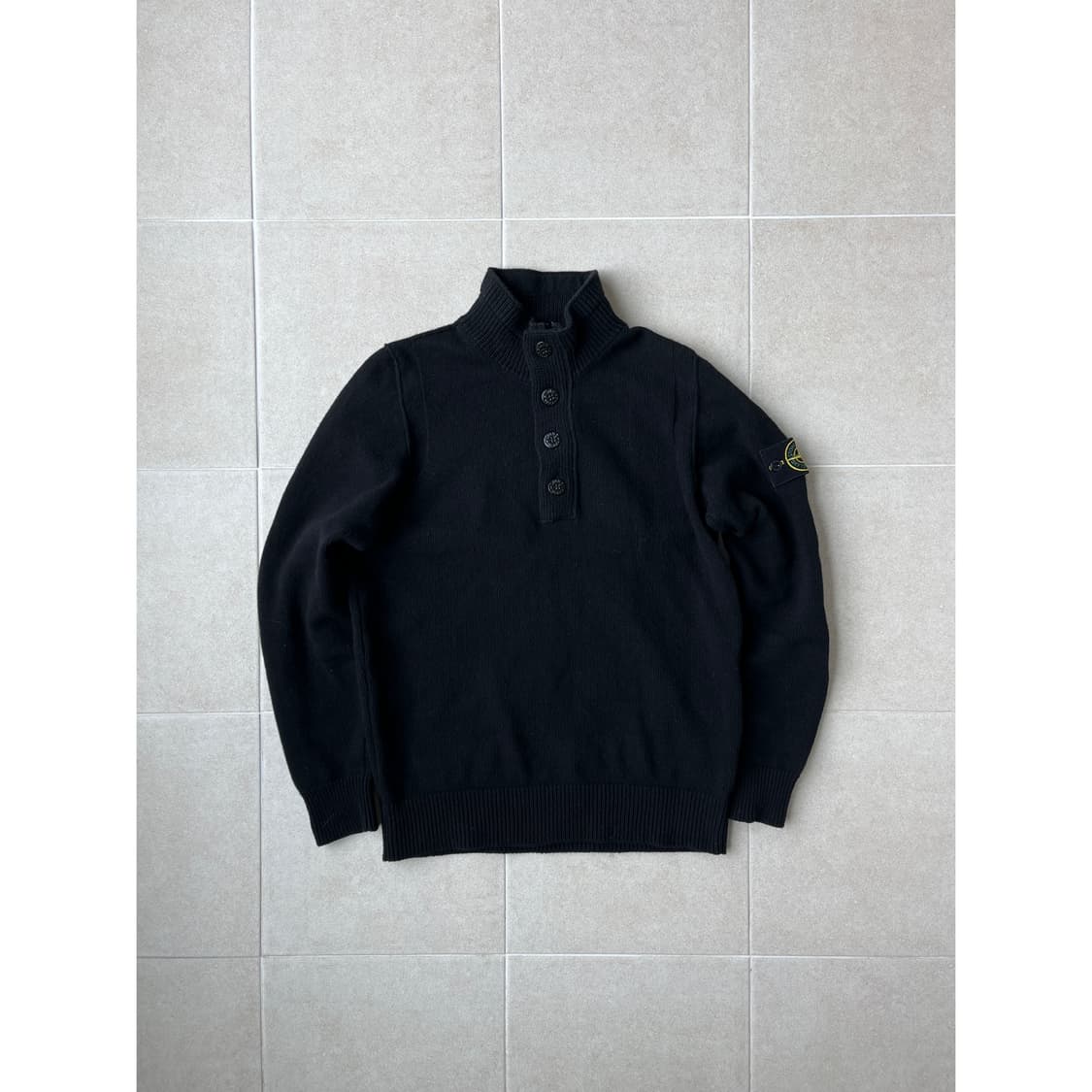 Stone island half button knit 상품이미지1