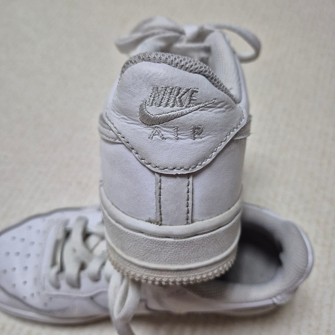 [230mm🔥] 나이키 에어포스 1 올백 상품이미지3