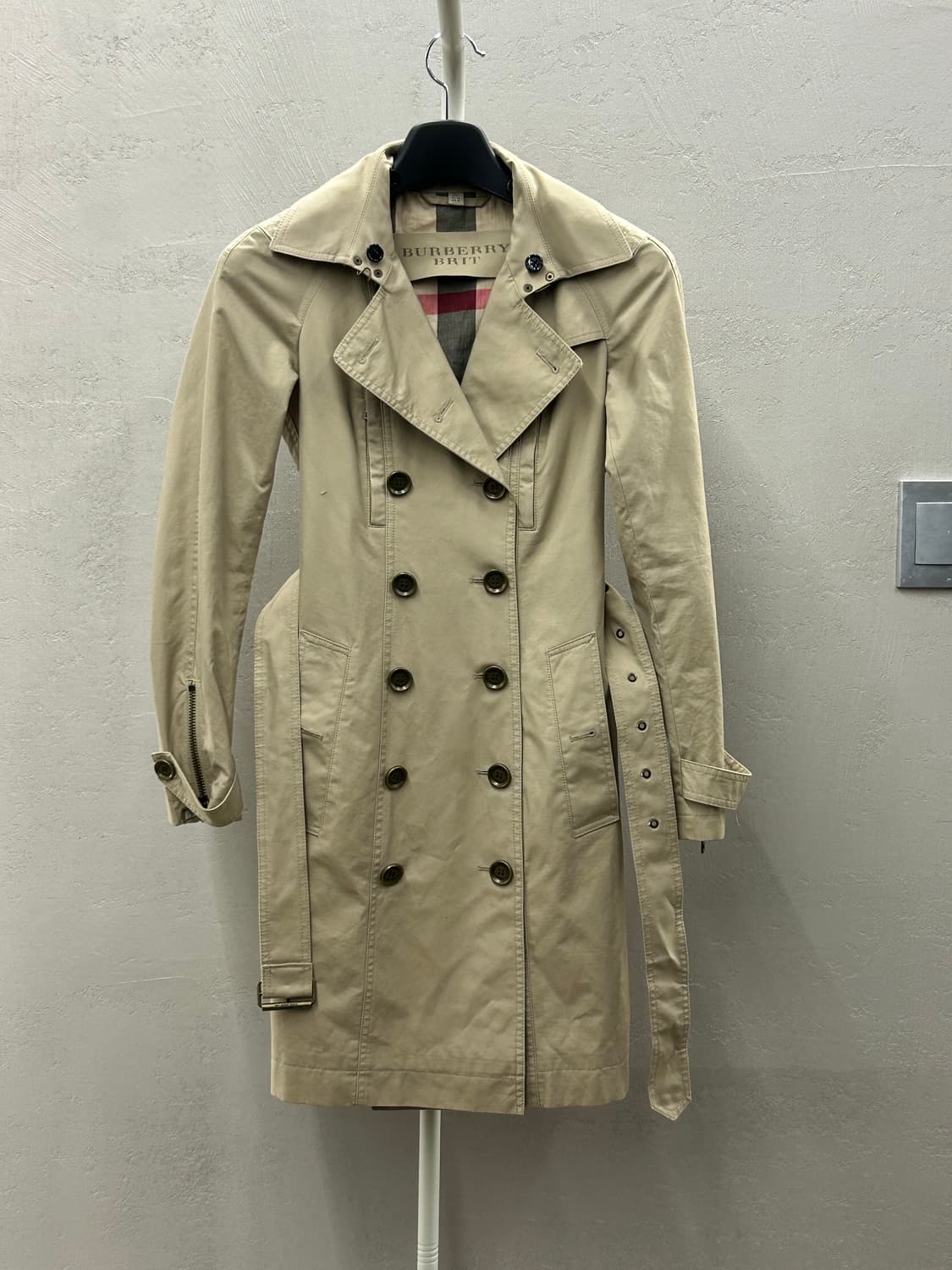 버버리 브릿 베이지 트렌치 코트 상품이미지2
