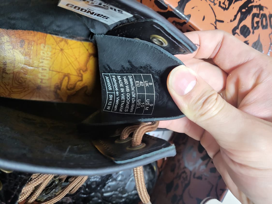 [270,us9 uk8]닥터마틴 구니스 콜라보 상품이미지8