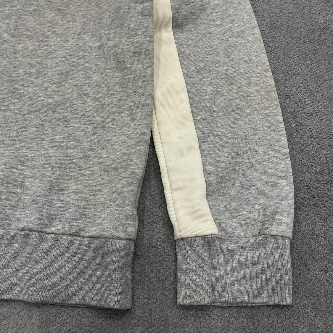 L 리복 그레이 배색 맨투맨 상품이미지3