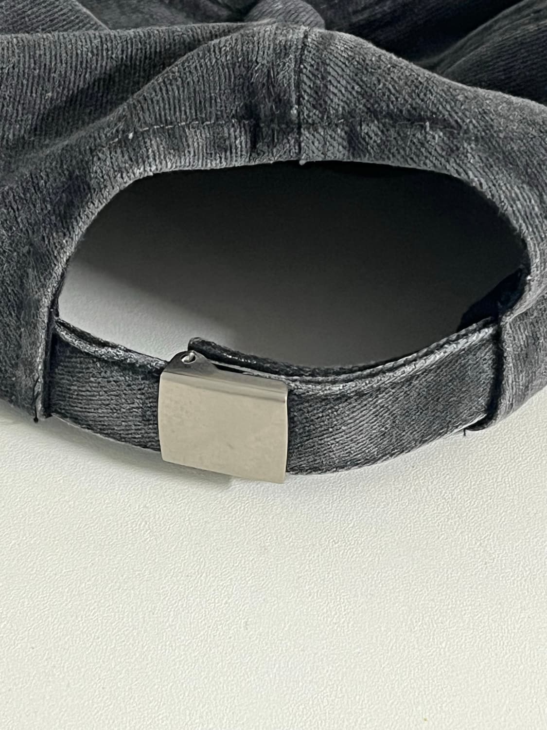 더콜디스트모먼트 캡 상품이미지3