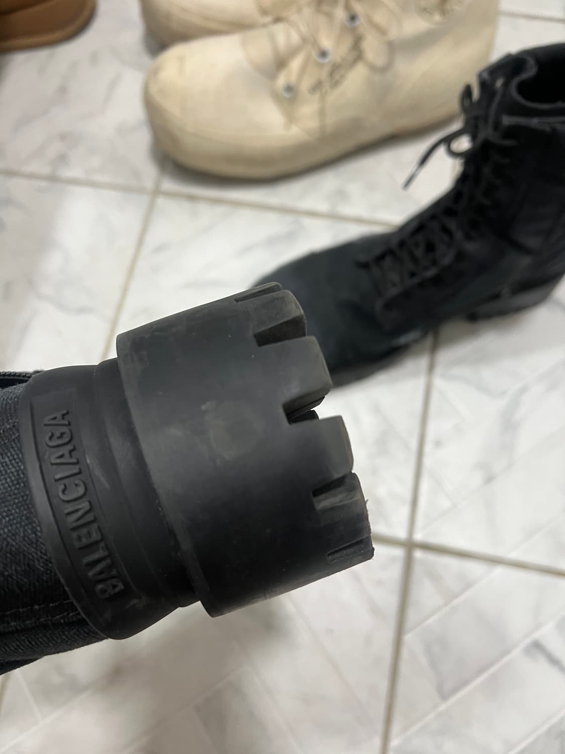 [43]발렌시아가 컴뱃스트라이크부츠 상품이미지5