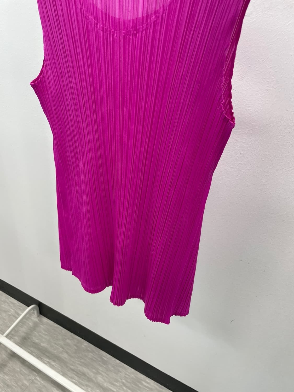 여) 플리츠플리즈 나시 상품이미지5