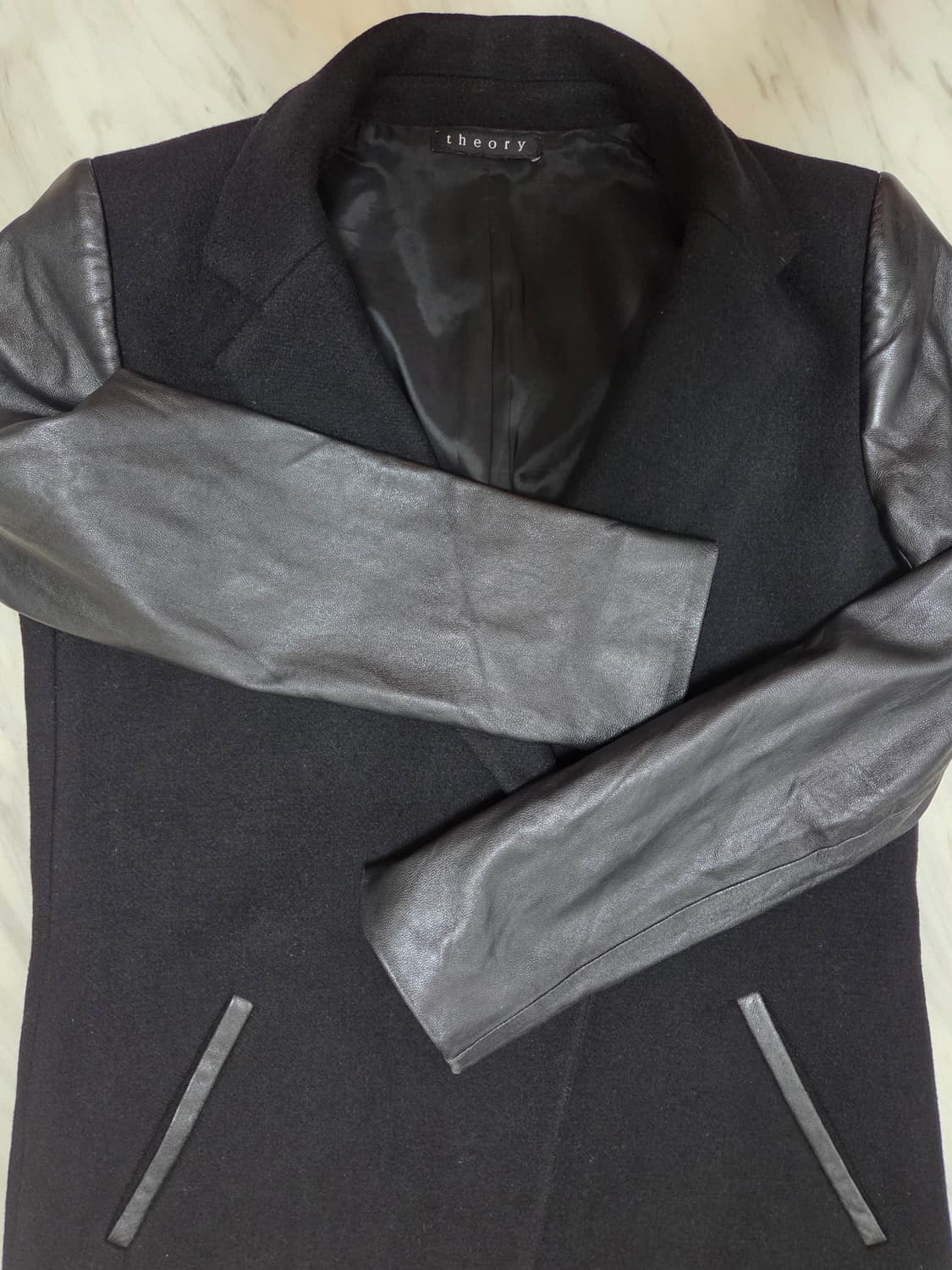 띠어리 가죽 믹스 코트 상품이미지6