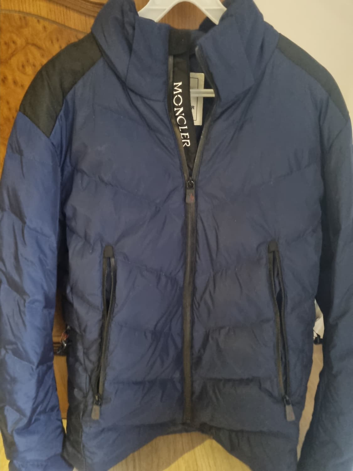 특가) 몽클레어그레노블. 패딩점퍼.  M/L 상품이미지1