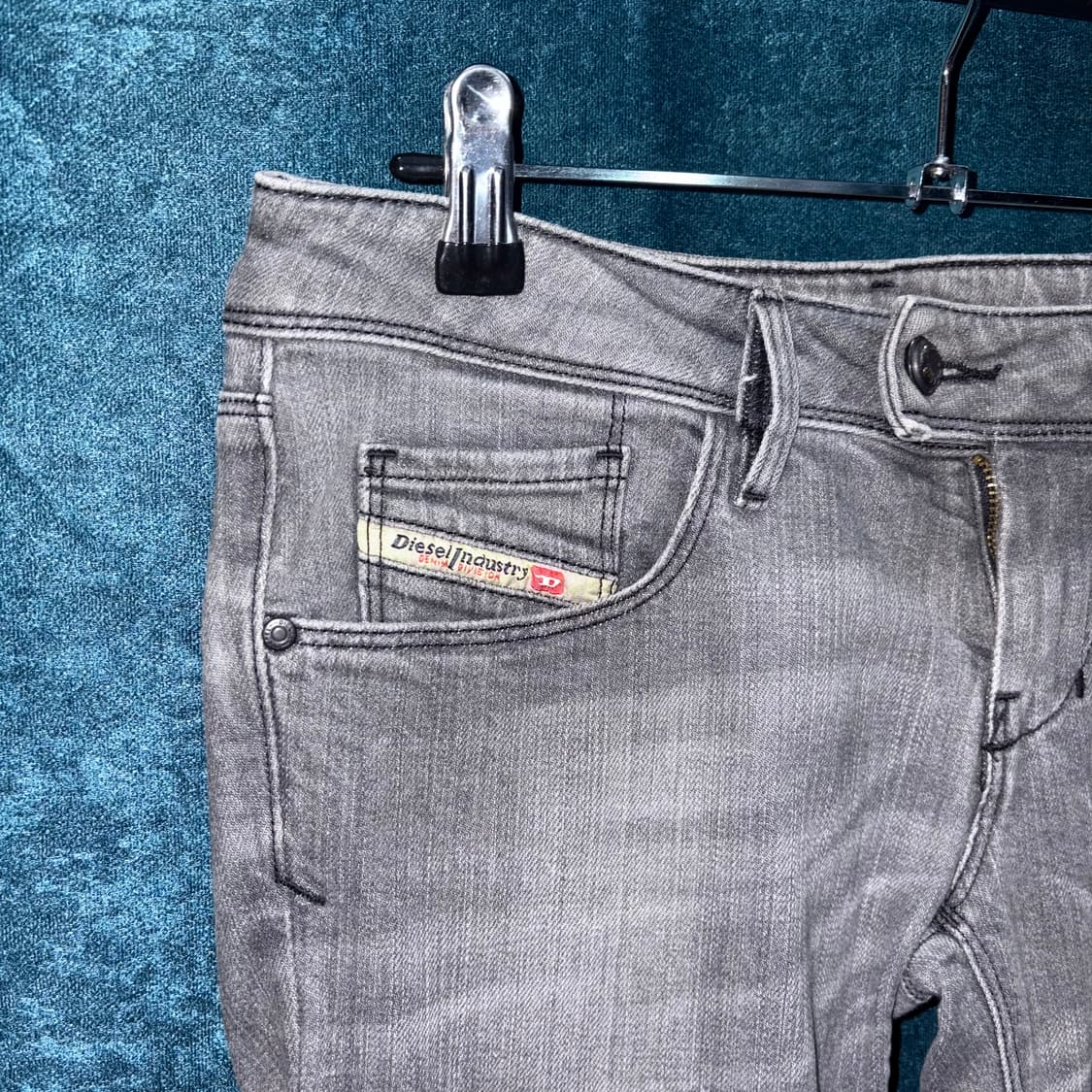 (29) 디젤 NEVY 레이디 슬림핏 그레이 진 상품이미지5