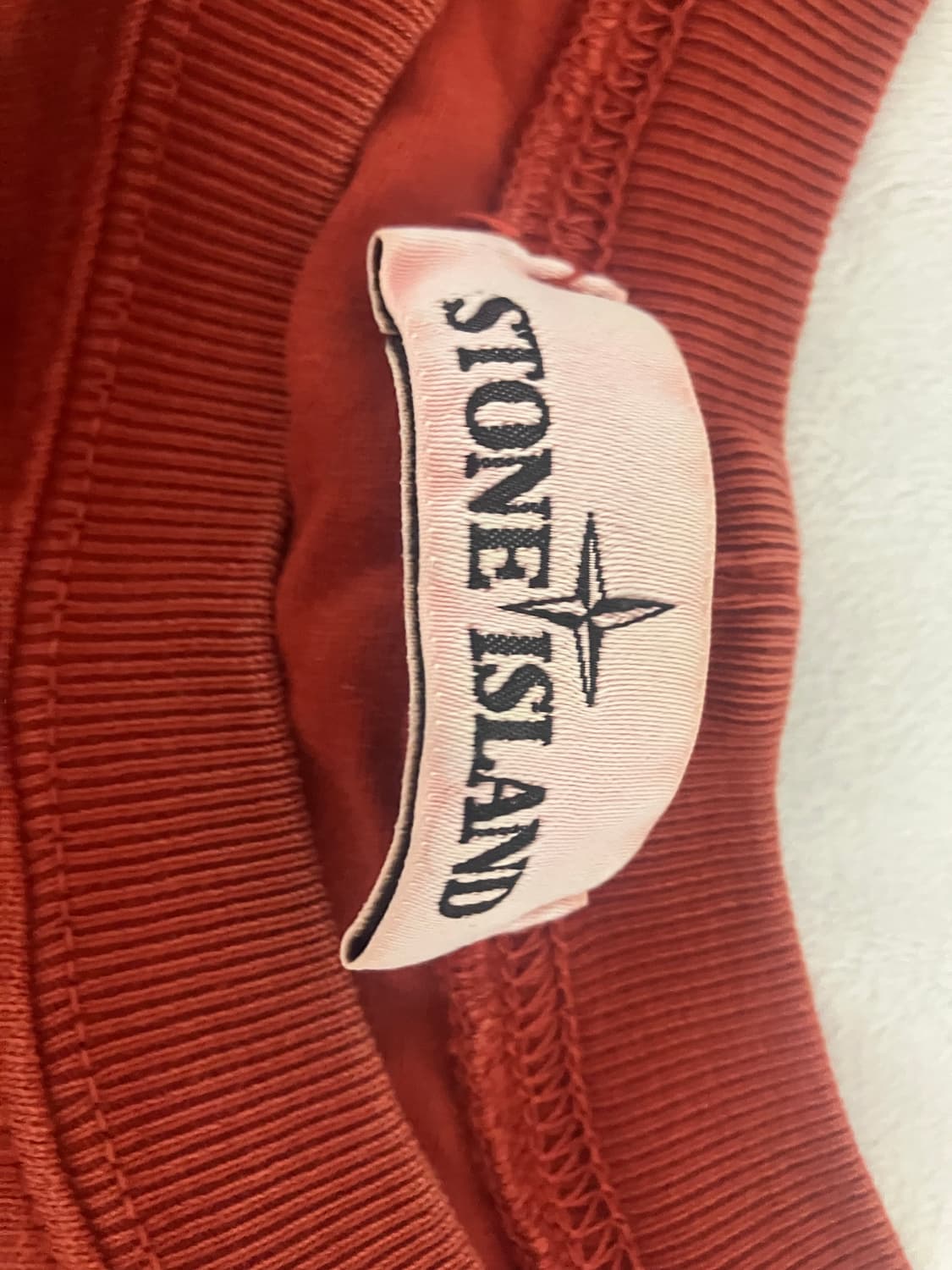 스톤 아일랜드 맨투맨 다홍색 상품이미지3