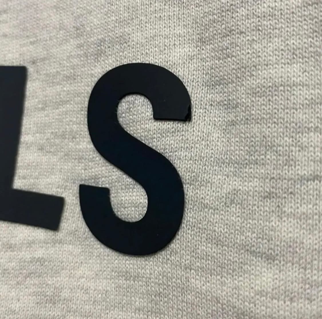 (S)21SS 피오갓 에센셜 백로고 폴로 긴팔티 라이트오트밀 상품이미지5