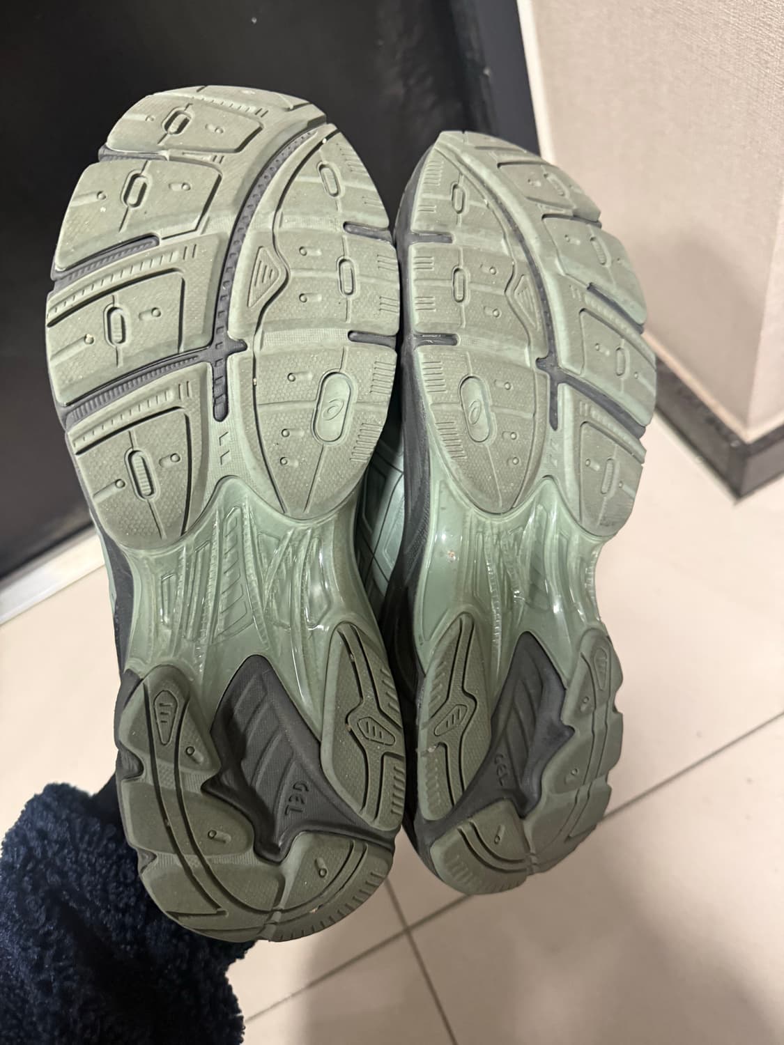 아식스 GT-2160 275사이즈 상품이미지3