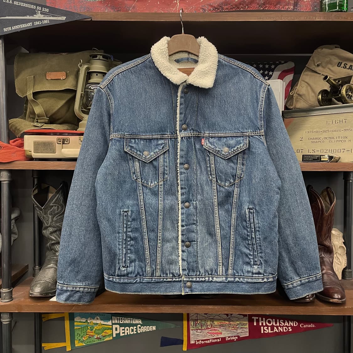 리바이스 타입 3 쉐르파 진청 데님 트러커 자켓 상품이미지1