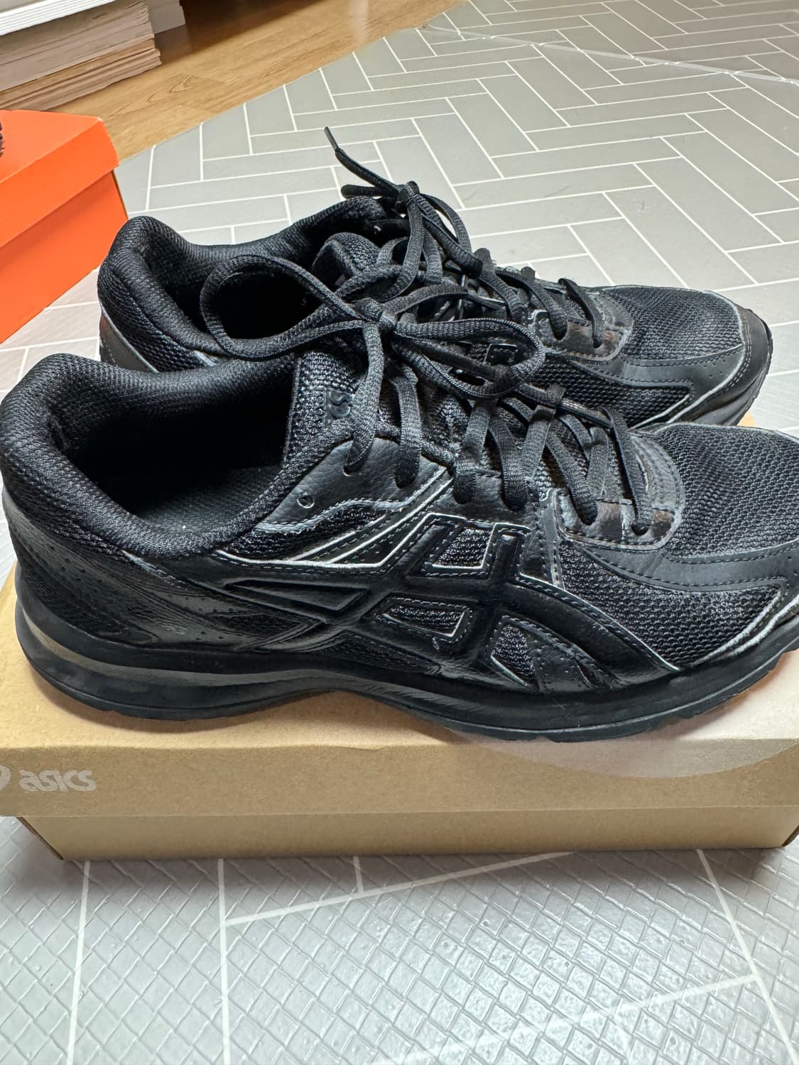 아식스 조그 100 s 블랙 - 2E 와이드 상품이미지2