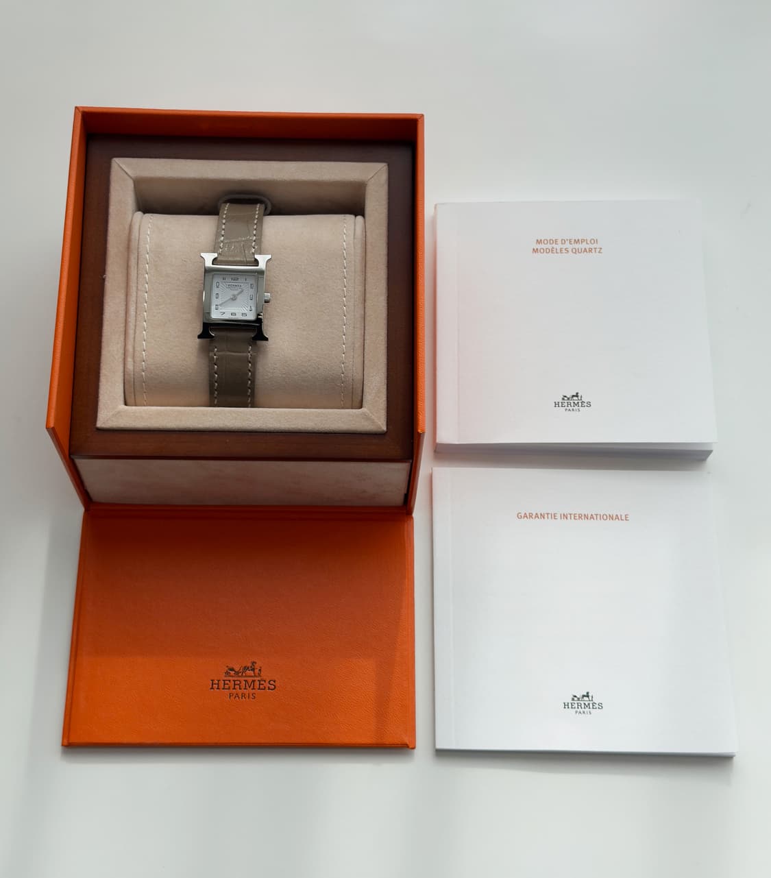 에르메스 H아워 시계 PM사이즈 상품이미지10