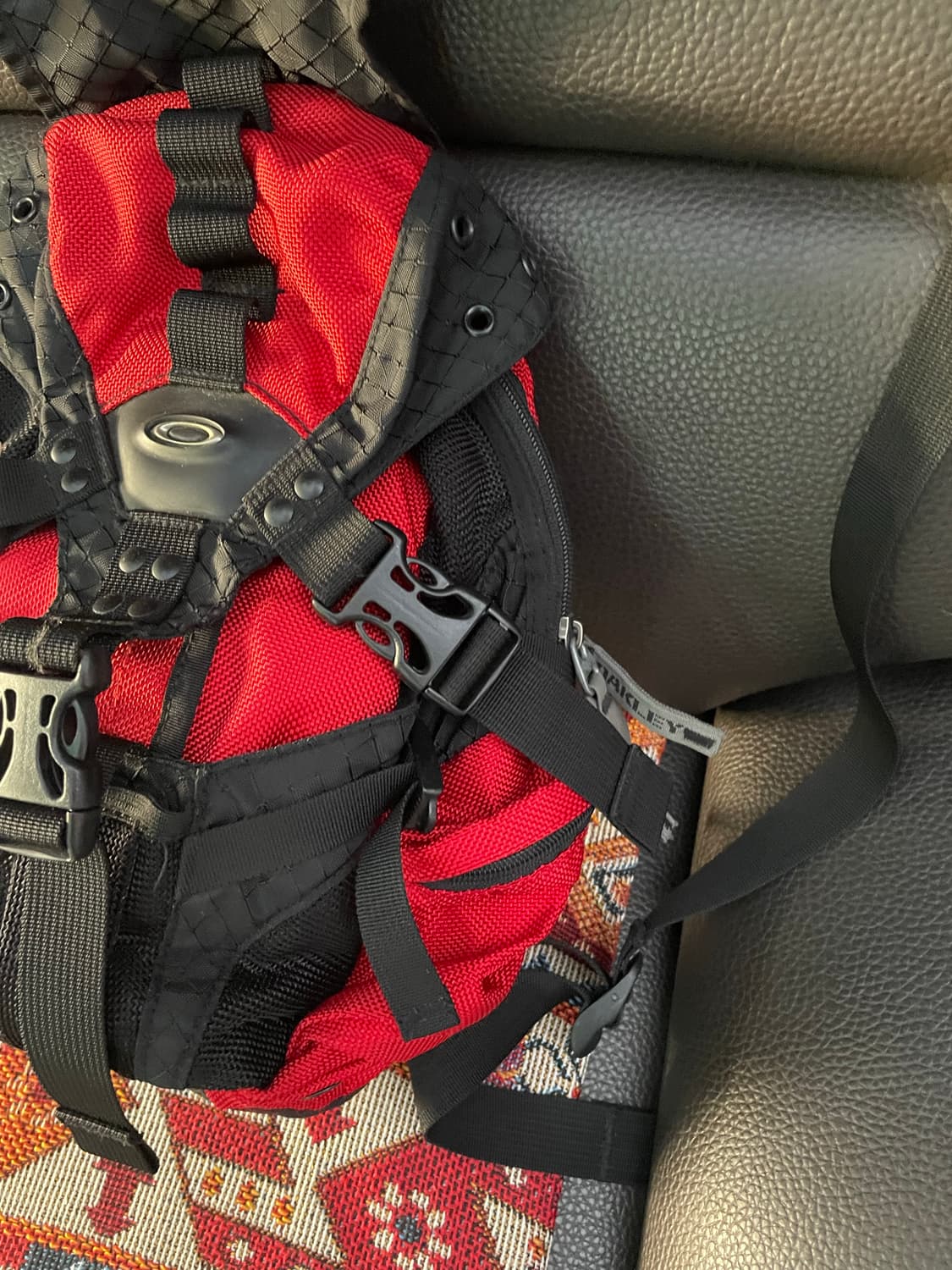 오클리 백팩 상품이미지3