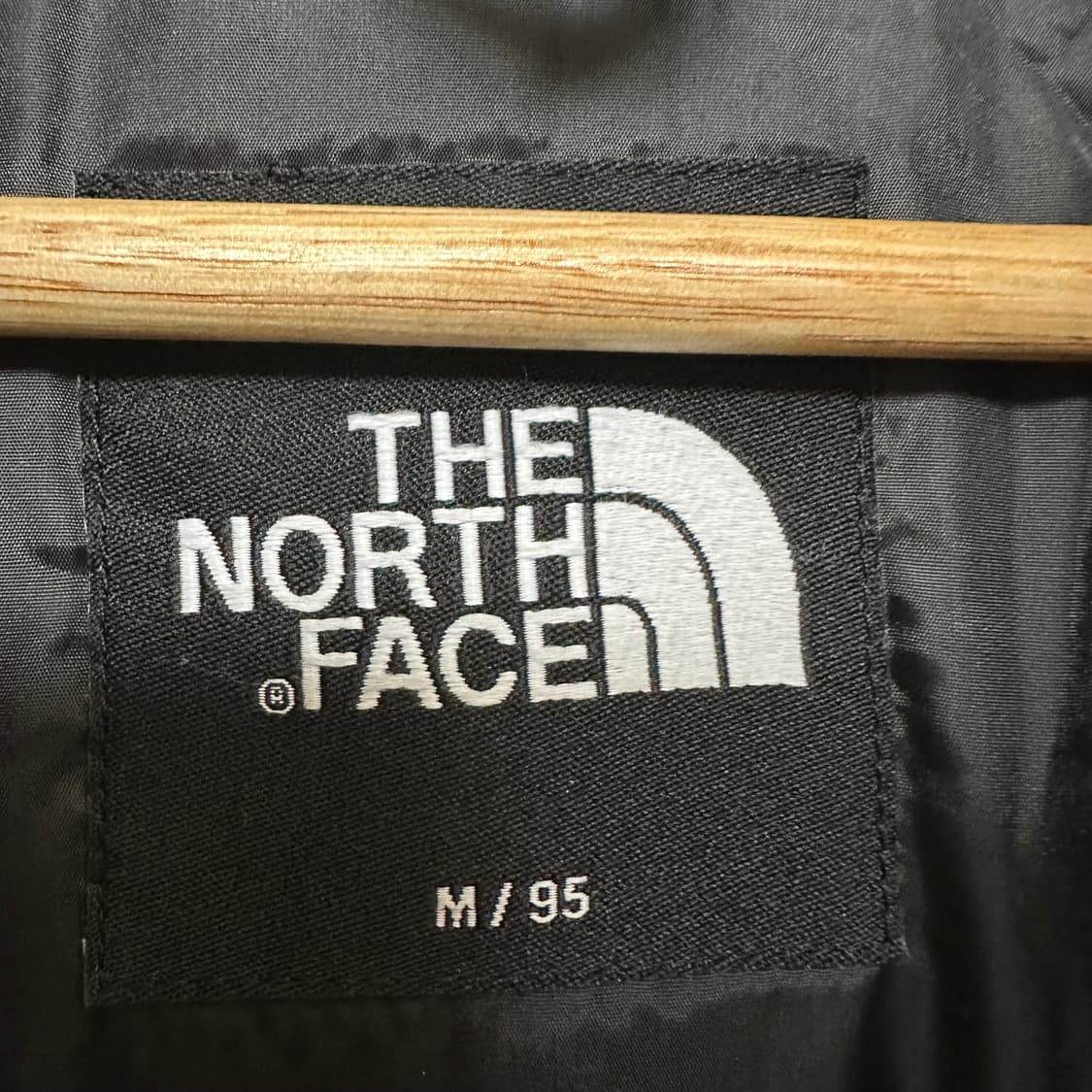  노스페이스 남자 후드 패딩 검정 새것과같아요 95  M 상품이미지7