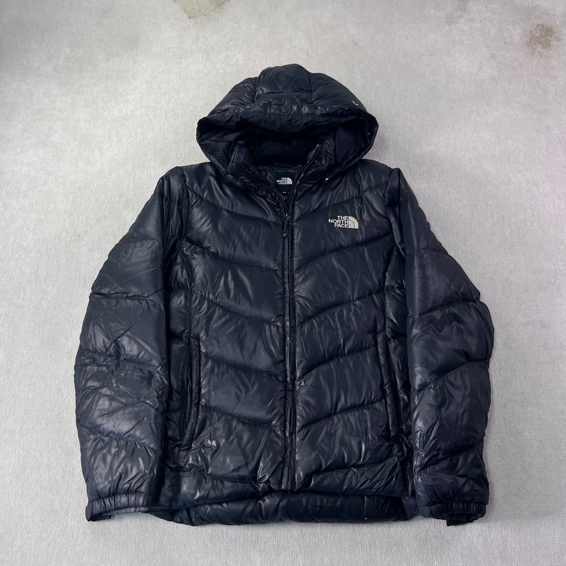 W 95 노스페이스 600 유광 경량 패딩 상품이미지1