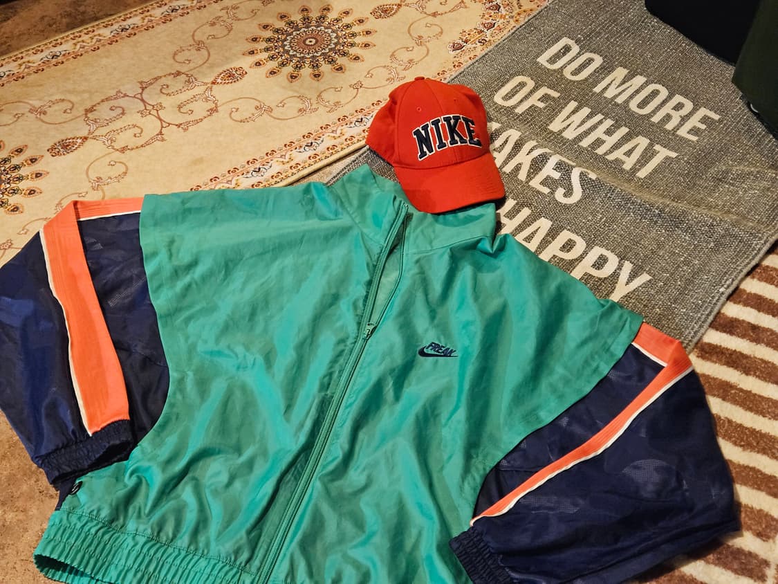 🏷️ NIKE FREAK 윈드브레이커 자켓 상품이미지2