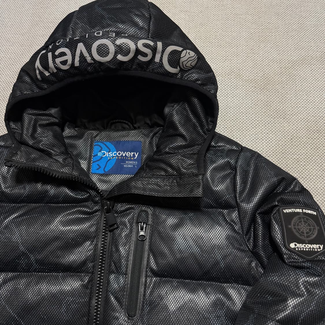 디스커버리 패턴 후드 패딩자켓 상품이미지2