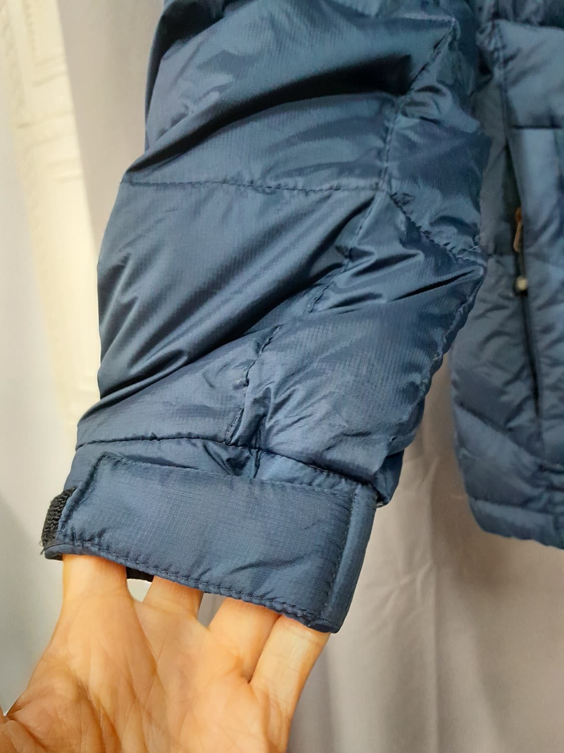 노스페이스 900 패딩 M 상품이미지4