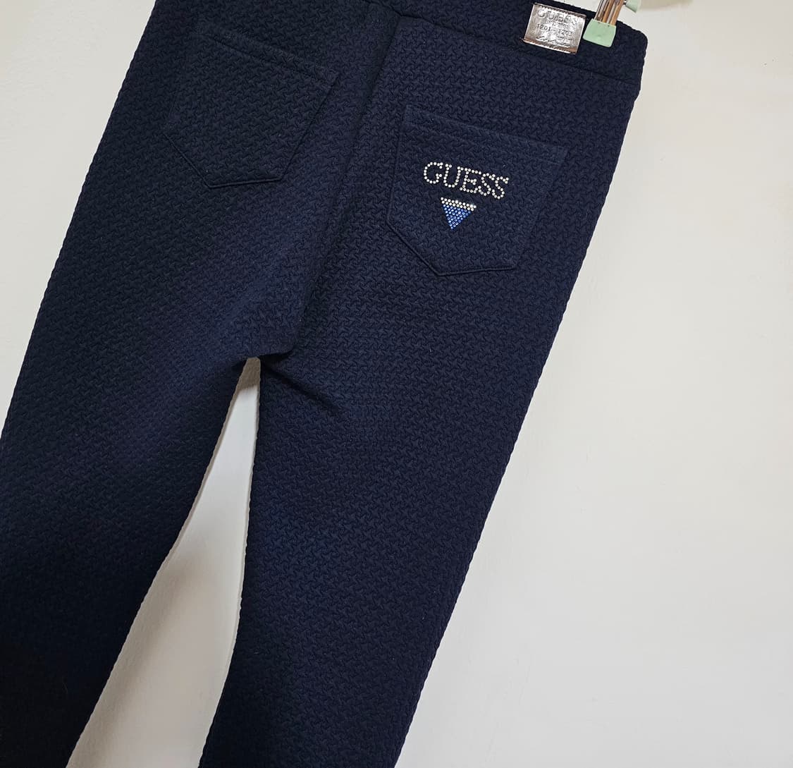 게스 스와르브스키포인트 도톰한스판 네이비 슬랙스55 상품이미지3