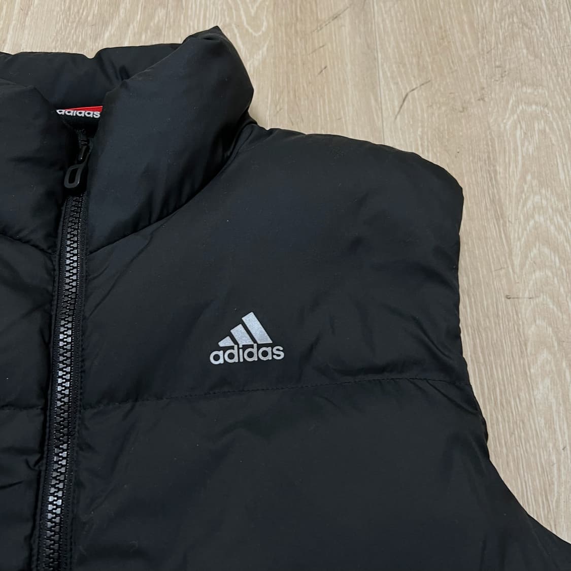 아디다스 로고 덕다운 패딩조끼 M/95  상품이미지3