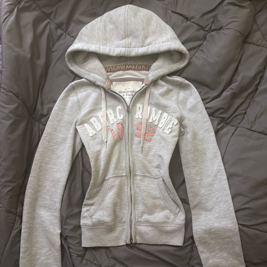 유일매물 대대장 아베크롬비 딱붙핏 후드집업 s 멜란지 그레이 상품이미지1