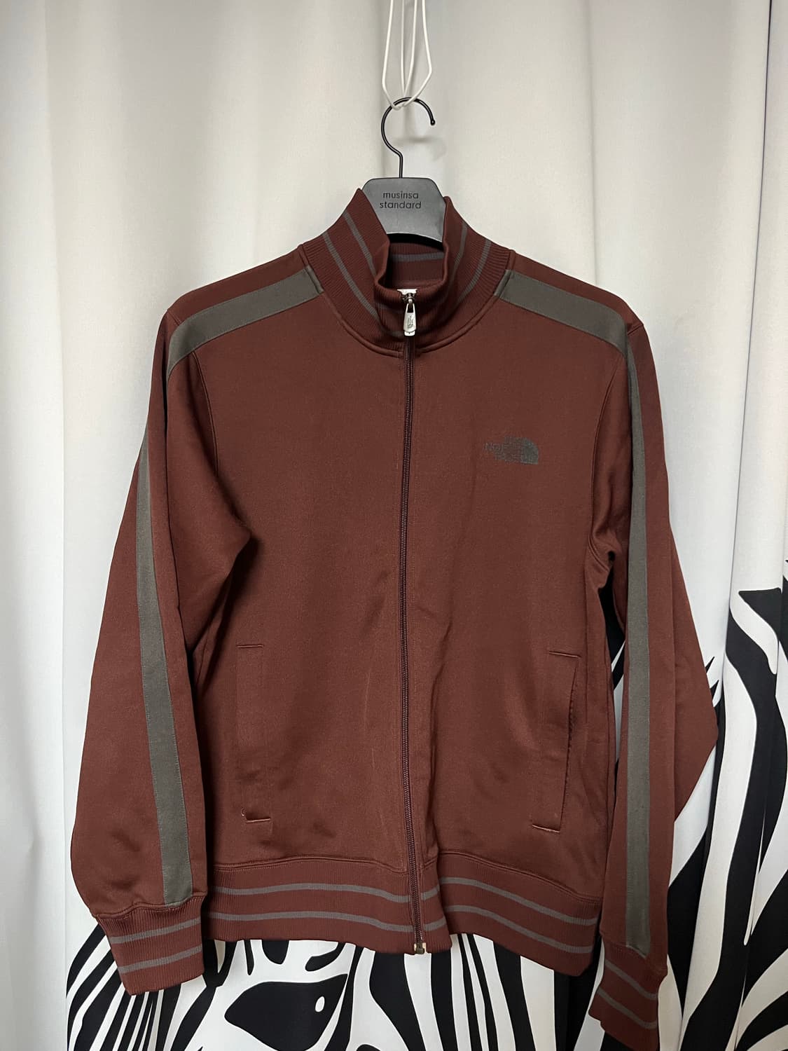 노스페이스 딥브라운 져지 상품이미지1