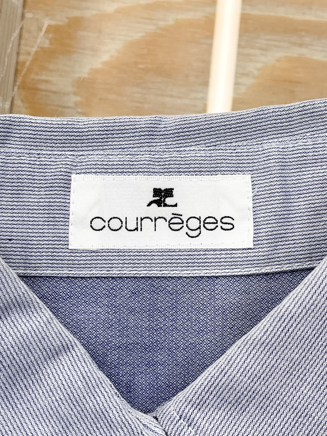 꾸레쥬 AC 로고 핀 스트라이프 셔츠 상품이미지5