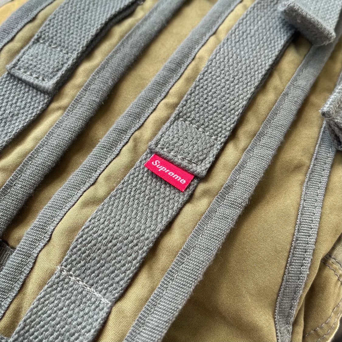 준야와타나베 맨 x 슈프림 패치워크 밀리터리 백팩 상품이미지8